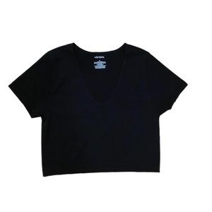 NWT Wild Fable Women's Short Sleeve V-Neck Cropped T-Shirt Size XL